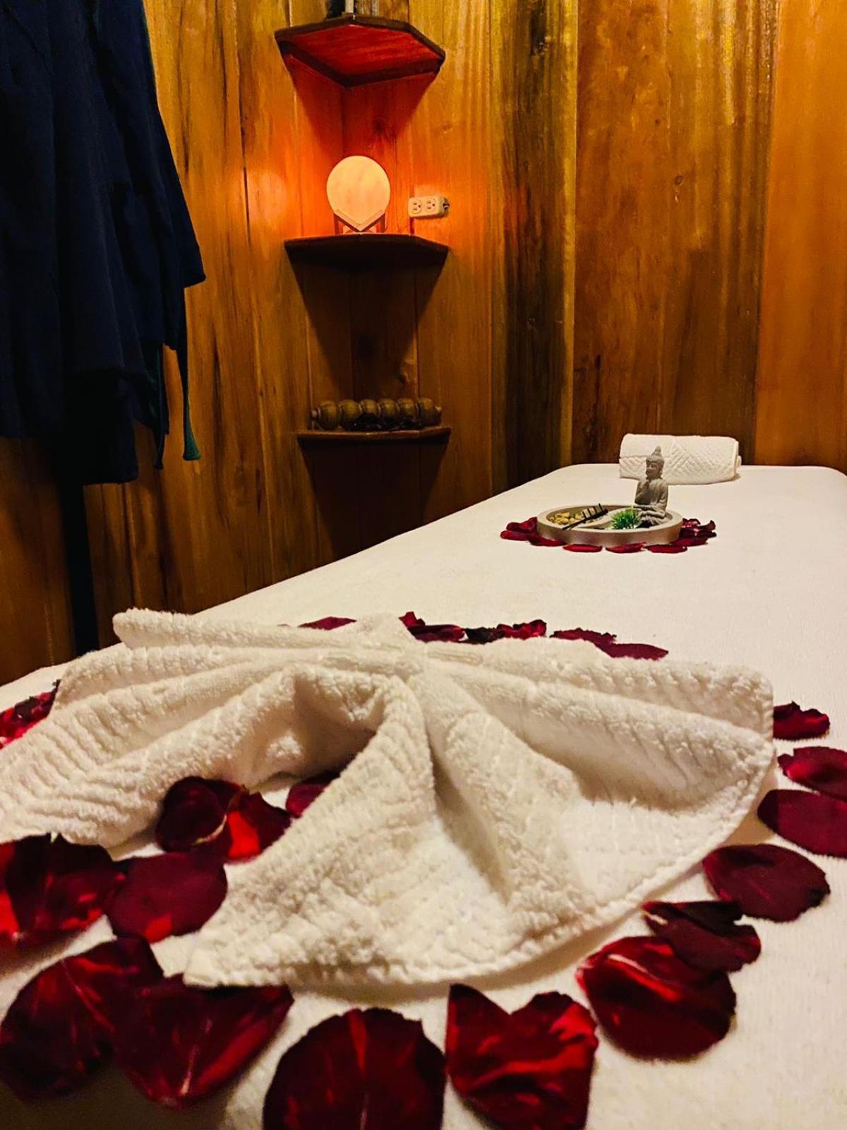 Guayabo Hostal Mindo Buitenkant foto