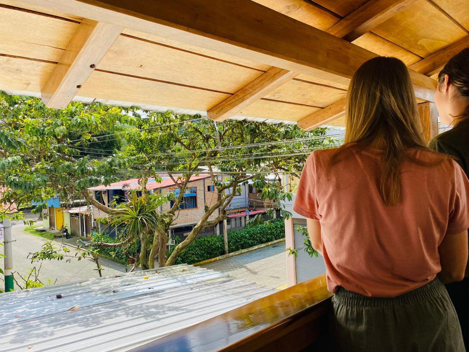 Guayabo Hostal Mindo Buitenkant foto
